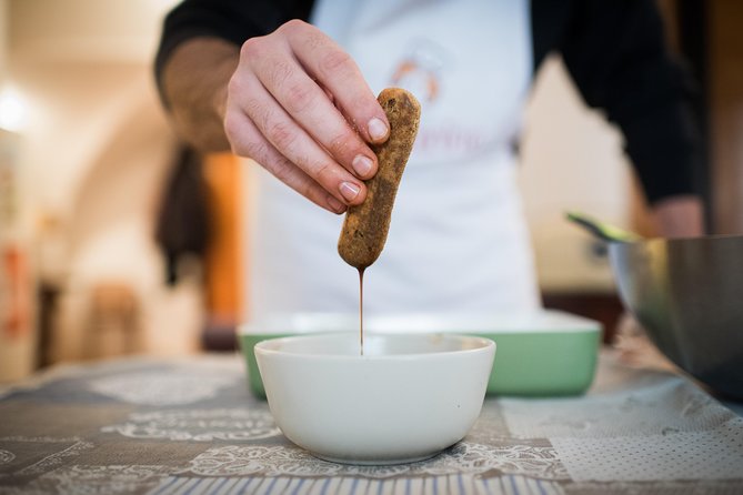 Cesarine: Private Pasta and Tiramisu Class in a Local Venice Home - Who this is perfect for