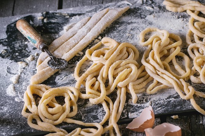 Cesarine: Small group Pasta and Tiramisu class in Catania - Meet Your Cesarine: Friendly Hosts, Clear Rules