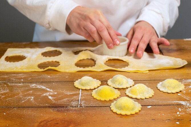 Gourmet Pasta Class in Washington D.C. (Includes 3-Course Meal) - The 3-Course Menu: Salad, Two Main Choices, and Filled Pasta