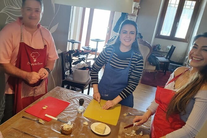 Intimate and authentic Pasta Lesson & Chianti wine. Free parking - Chianti While You Cook: Wine Without the Pushiness