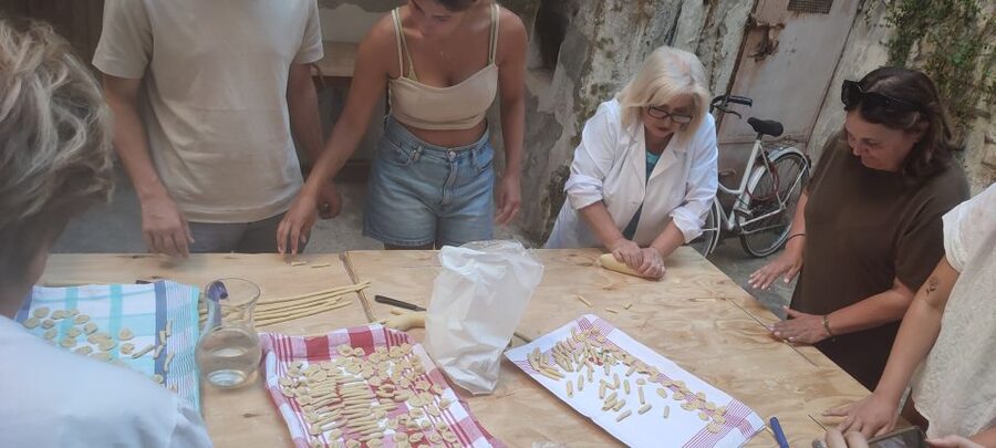 Lecce: Pasta Making Class in 1400s-Era Courtyard with Wine - FAQ