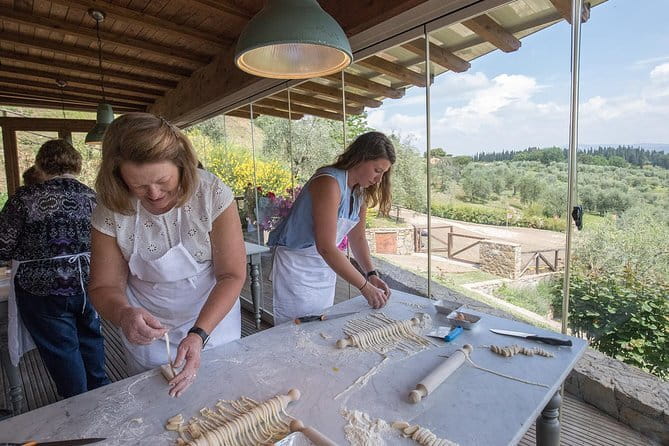 MaMa Florence Guided Market Tour and 4 Course-Pasta Cooking Class - In the AC kitchen with expert chefs: pasta-making you can actually repeat