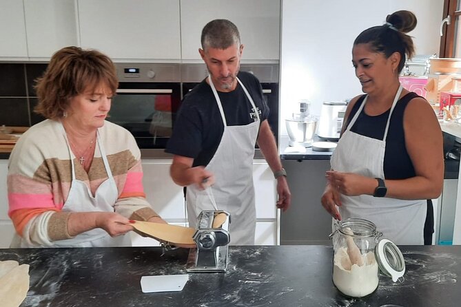 My Granny's secrets: Making pasta in the heart of Verona - Verona at 4:00 pm: finding Vicolo S. Domenico and the home vibe