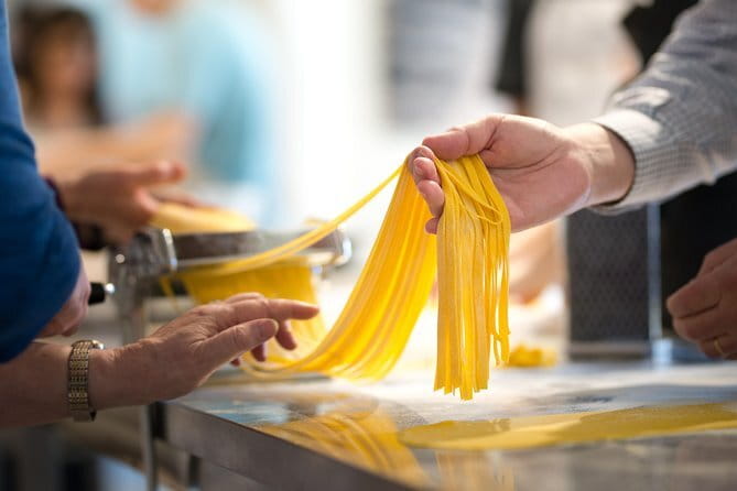 Pasta Cooking Experience in Florence - Meeting Point and Location in Florence (Where You Start Matters)