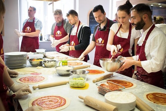 Pasta Making and Tiramisù Cooking Class in Rome - The Setting: Rome’s Piazza Navona Area and a Real Cooking School Kitchen
