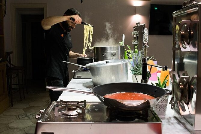 Pasta Making and Tiramisù Cooking Class in Rome - The Welcome: Prosecco and Italian Antipasti Before You Cook