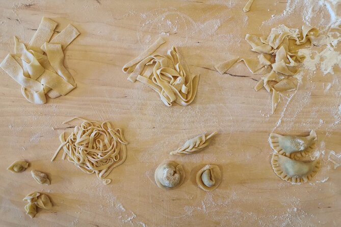 Pasta Masterclass and Wine Tour in the Minardi Vineyard - Vineyard walk and antique cellar tour: where the tasting has context