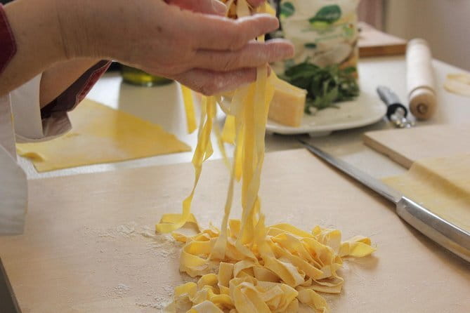 Private Florence Market Tour and Pasta Making Class with Cinzia - Sant’Ambrogio alternative and the July heat factor
