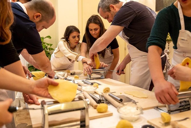 Prosecco and Pasta Making Class at Local's Home in Verona - Practical tips so your evening goes smoothly