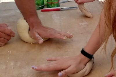 Puglia Cooking class "Le orecchiette, che pasta!" - The pasta lesson: shaping orecchiette the Apulian way