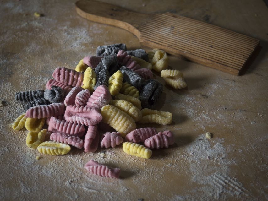 Sardinia Cooking Class: Fresh Handmade Pasta - A Sardinian cooking class in a real home near Cagliari