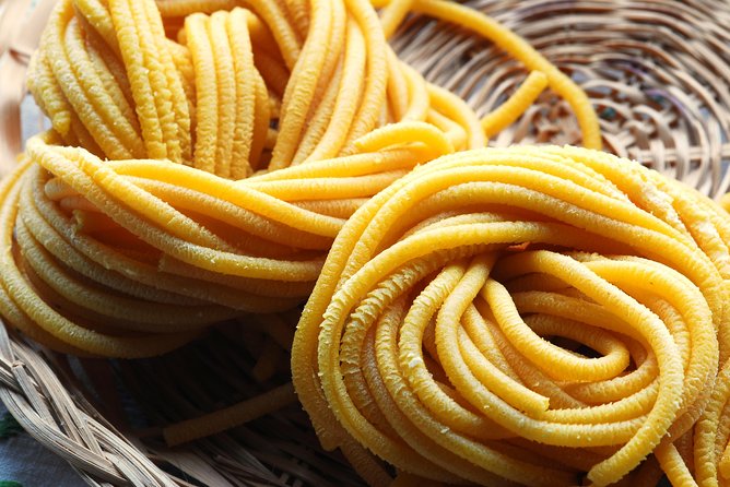 Share Your Pasta Love in a Local’s Home in Venice - Small Group Size Means You Get Help When You Need It