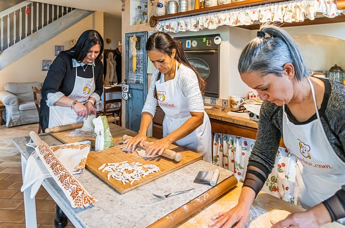 Share Your Pasta Love in Local's Home in Messina - Getting There: Via Osservatorio and the Best Time Slot