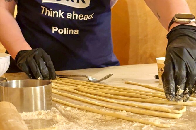 Siena: Pasta and Tiramisu Small Group Cooking Class with Wine - From dough to your three fresh pasta dishes