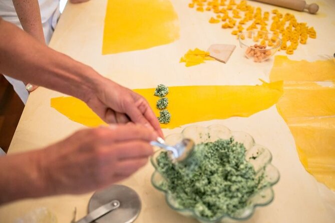 Small Group Pasta and Tiramisu Class at Local's Home in Venice - Who this class suits best