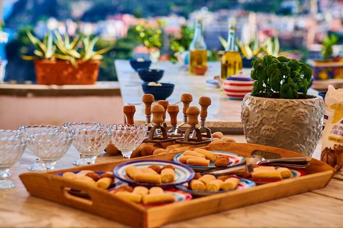 Sorrento Coast: 100% Hands-On Pizza & Pasta Cooking Experience - Getting There: Circumvesuviana Pickup and the 11:00 Start