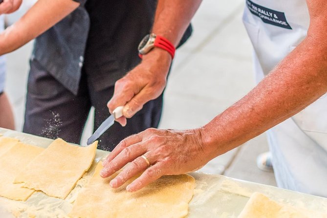 Sorrento: Hands-On Pasta, Tiramisu & Limoncello Fun Class - Limoncello making (and tastings) for the sweet finale