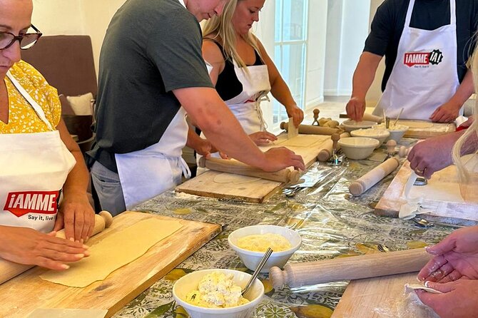 Sorrento: Hands-On Pasta, Tiramisu & Limoncello Fun Class - Food, drinks, and what a realistic day feels like