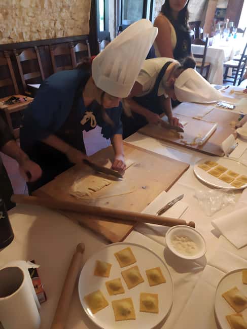 Valnerina/Pasta cooking class in a 12th century location - The standout strengths: why the class earns its high rating