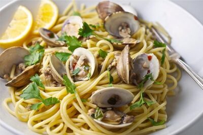 Venice Cooking Class in Mestre – Pasta & Tiramisu, wine and more - Angela’s Veneto wine lesson: what to look for in Soave and Valpolicella