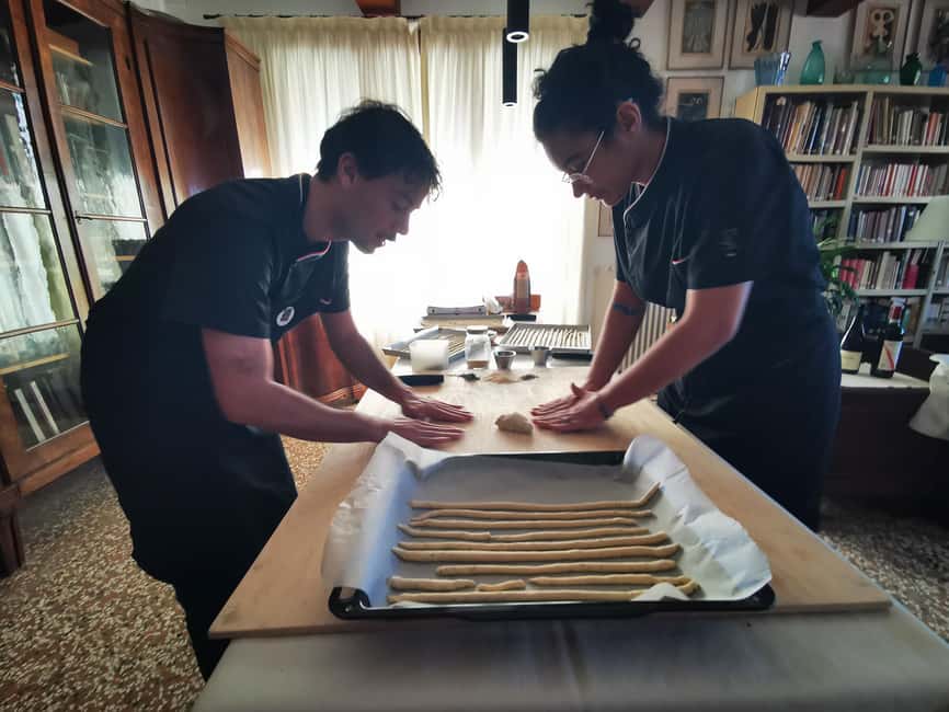 Venice: Cooking Class with Tiramisu and Pasta Making - What you make: fresh pasta, tiramisu, and a Venetian-style sauce