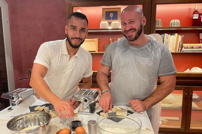 Venice: Pasta and Tiramisu Cooking Class - Fresh Pasta Lessons in Venice: What You’ll Actually Be Doing