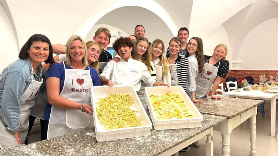 Venice: Pasta Class with Wine and Gelato - Food and drink included: what’s covered in the meal