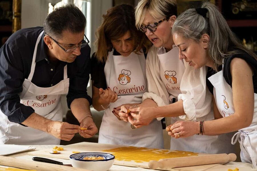 Venice: Share Your Pasta Love in a Local’s Home - Entering a Venetian Home Kitchen