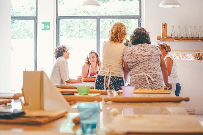Verona: Italian Cooking Class with Pasta, Risotto and Tiramisù - Small-Group Teaching in English: Why It Feels Personal