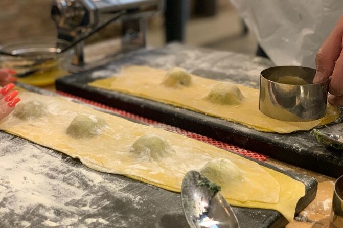 Verona: Pasta and Tiramisu Cooking Class With Free Flowing Wine - Key things to know before you go