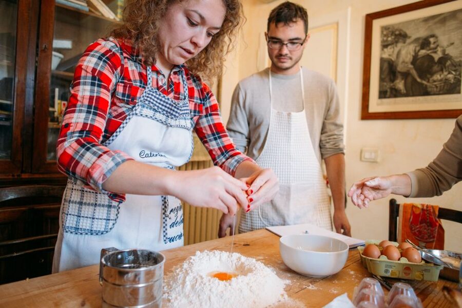 Vicenza: Pasta & Tiramisu Cooking Class at a Local's Home - Aperitivo, wine, and the meal: eating with the cook, not after the cook